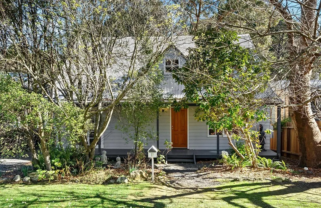 Bunyip Cottage-1